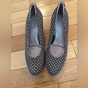 BeautiFeel Monochrome Patterned heels